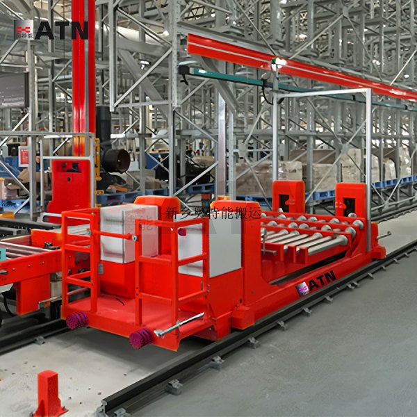 有轨穿梭车如何解决“跨区域”物料输送瓶颈解决企业物流升级问题